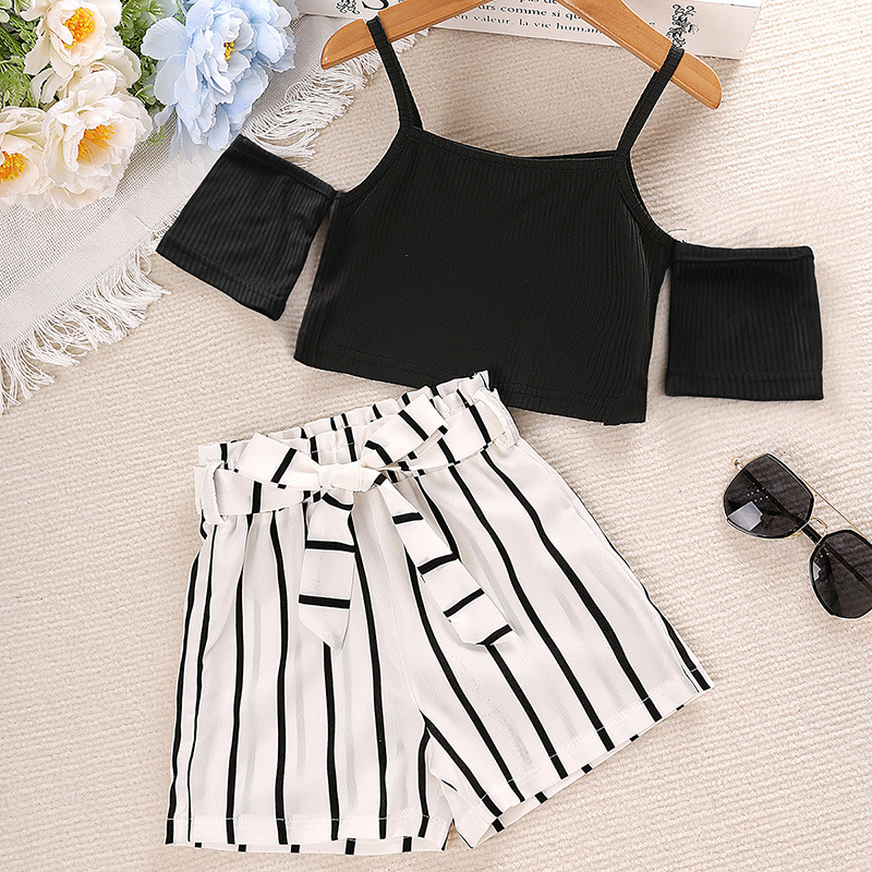 2024 Zomer nieuwe Koreaanse editie meisjes met korte mouwen en shorts, tweedelige set voor kinderen_voghion.com