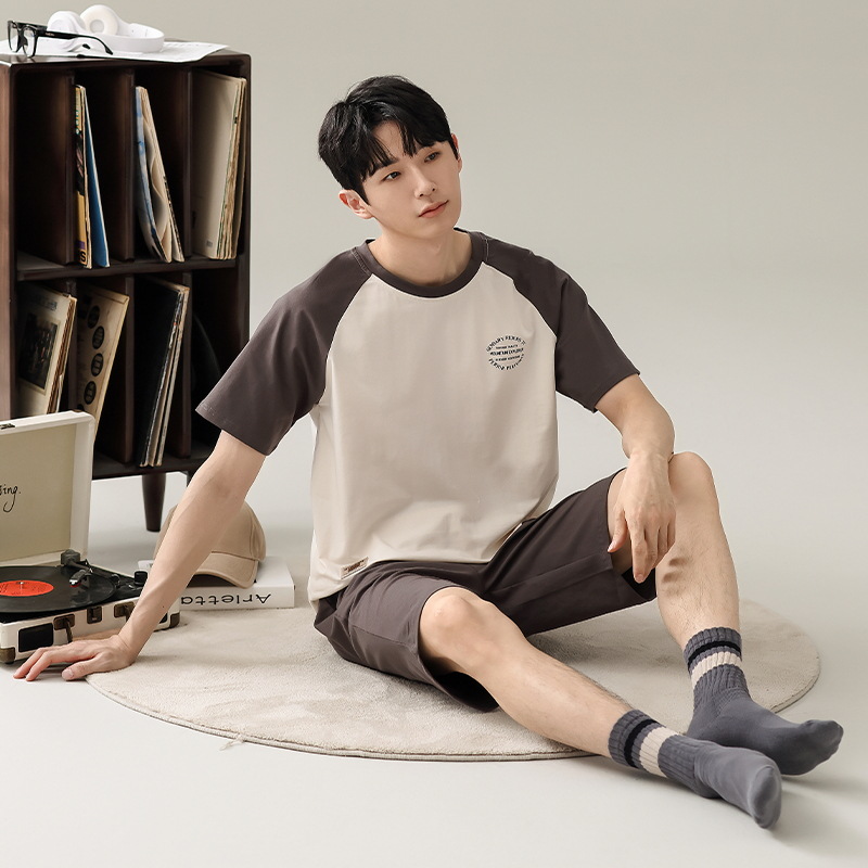 Nuevo pijama de algodón de verano para hombres pantalones cortos de mangas cortas chaqueta de cuello redondo ropa de hogar para hombres casual suelta grande conjunto