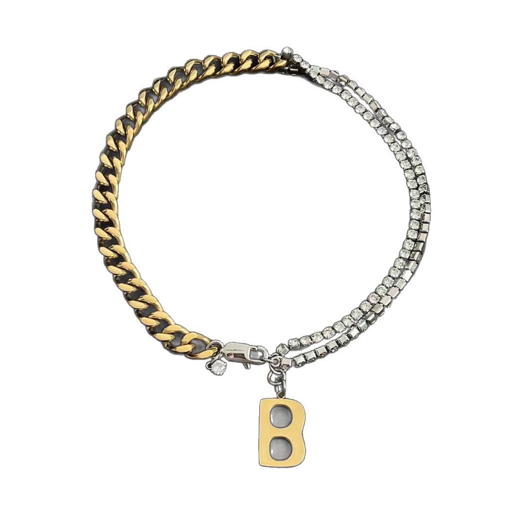 Collana con lettera b personalizzata e strass brillanti donna_voghion.com