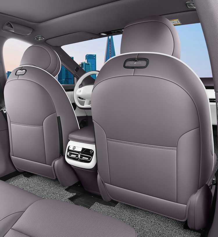 Specifically designed for the 2625 Changan Qiyuan A06 car, these all-season, full-coverage seat covers are made of breathable leather