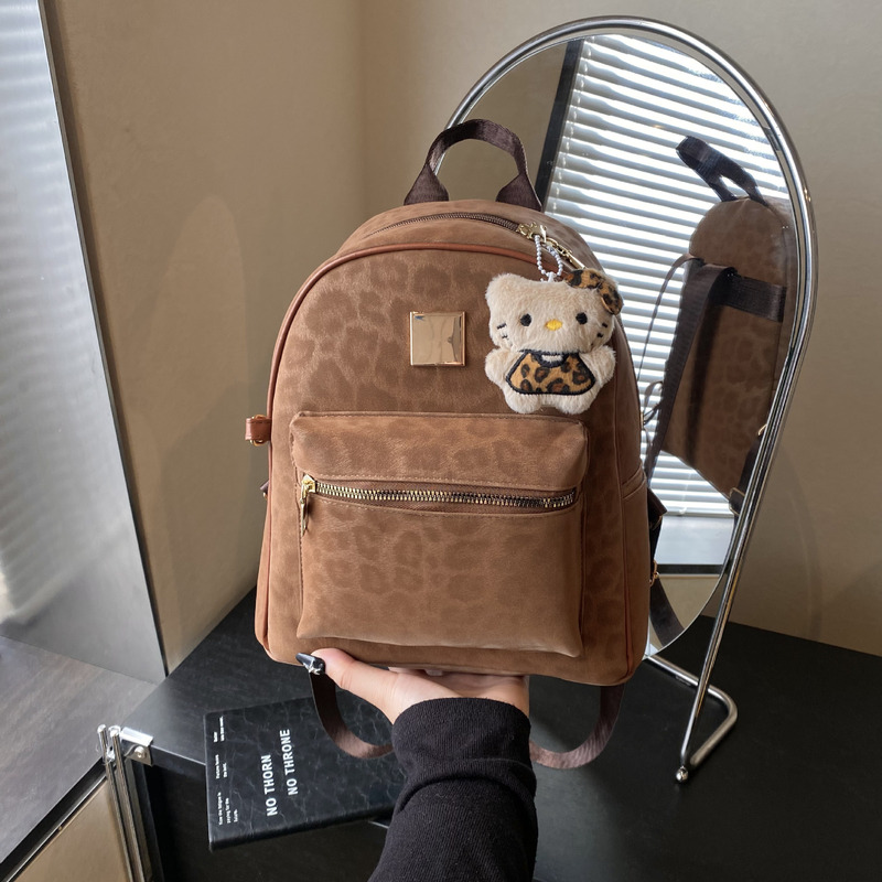 Retro Light Luxury Leopard Print Backpack, Lightweight, Niche, Versatile, Large Capacity Backpack for Women, Travel and Commuting Bag
