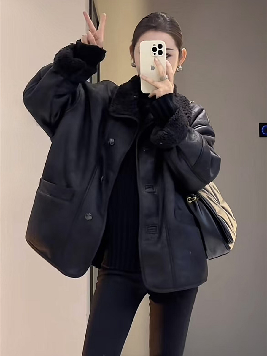 European Style Stand Collar Thickened Suede Fur Integrated Warm Jacket for Women, New Autumn and Winter Fashion Biker Jacket Trendy