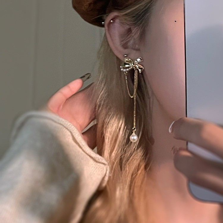 Cute elegant fresh design fashionable earrings pearl with bow
