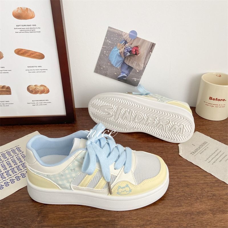 Leche blanca a través de la red zapatos blancos para mujeres con suela gruesa de verano 2026 nuevos zapatos de nicho para mujeres diseño universal zapatos deportivos para estudiantes de skate image 4