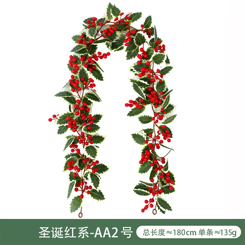 ピンクのベリーの藤条のクリスマスの雰囲気をシミュレーションしてアマゾンの赤い果実の藤条を飾ってクリスマスのつるをシミュレーションします。|undefined