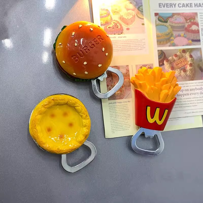 ハンバーグマグネット家庭用の個性的なアイデアビールの栓抜き冷蔵庫に磁気を貼って酒の瓶を開けます。|undefined
