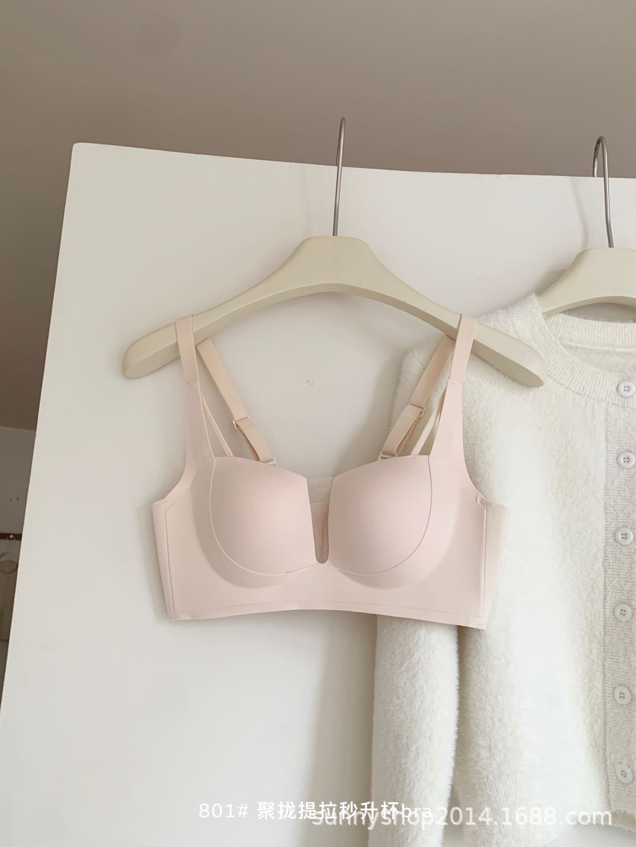 801 Pechos pequeños franceses reunidos y levantados, copa, malla sexy, ropa interior en V profunda, sin costuras, sin anillo de acero, sujetador de copa de una pieza, mujer