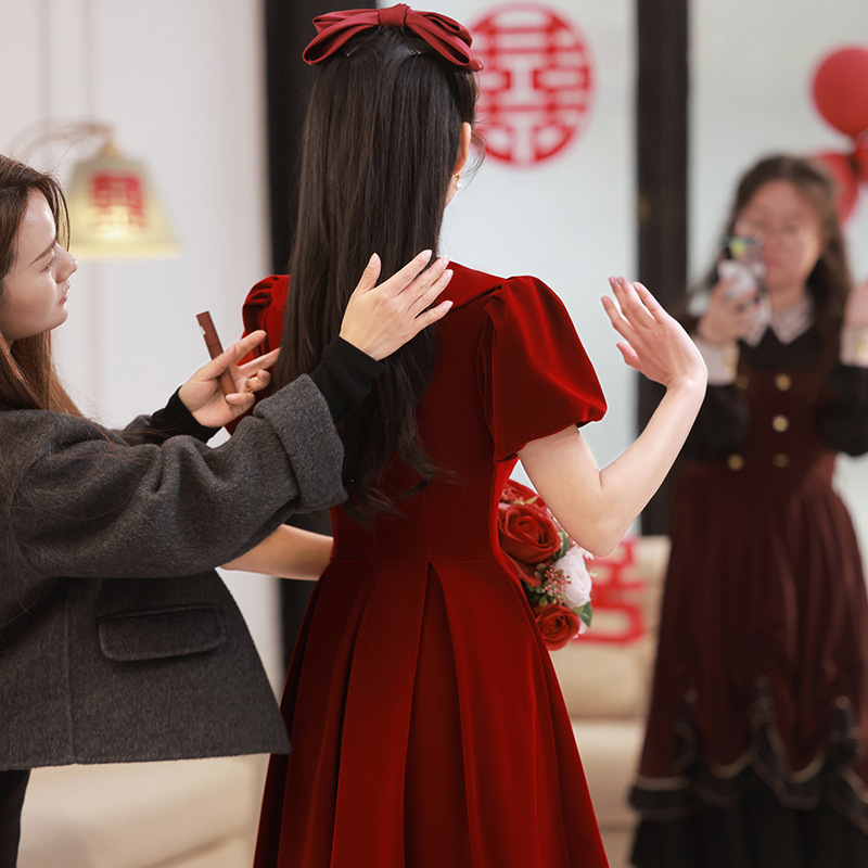 Toast Wear 2025 New Bride Summer Small Wedding Dress Red Dress Engagement Home Casual Wear for Women