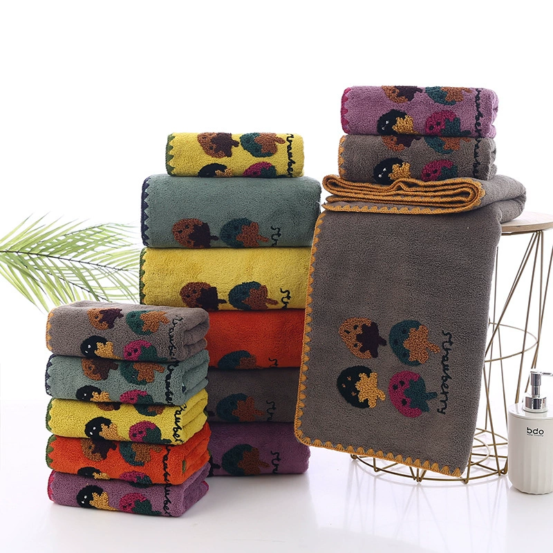 Клубничные полотенце вышитые коралловые плюшевые полотенце набор полотенец для полотенец для загущения