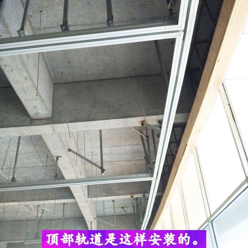 展示館 絵画展示 イベント展示板 博物館美術作品 書道写真展 吊り下げレール 移動スクリーン 間仕切り壁|undefined