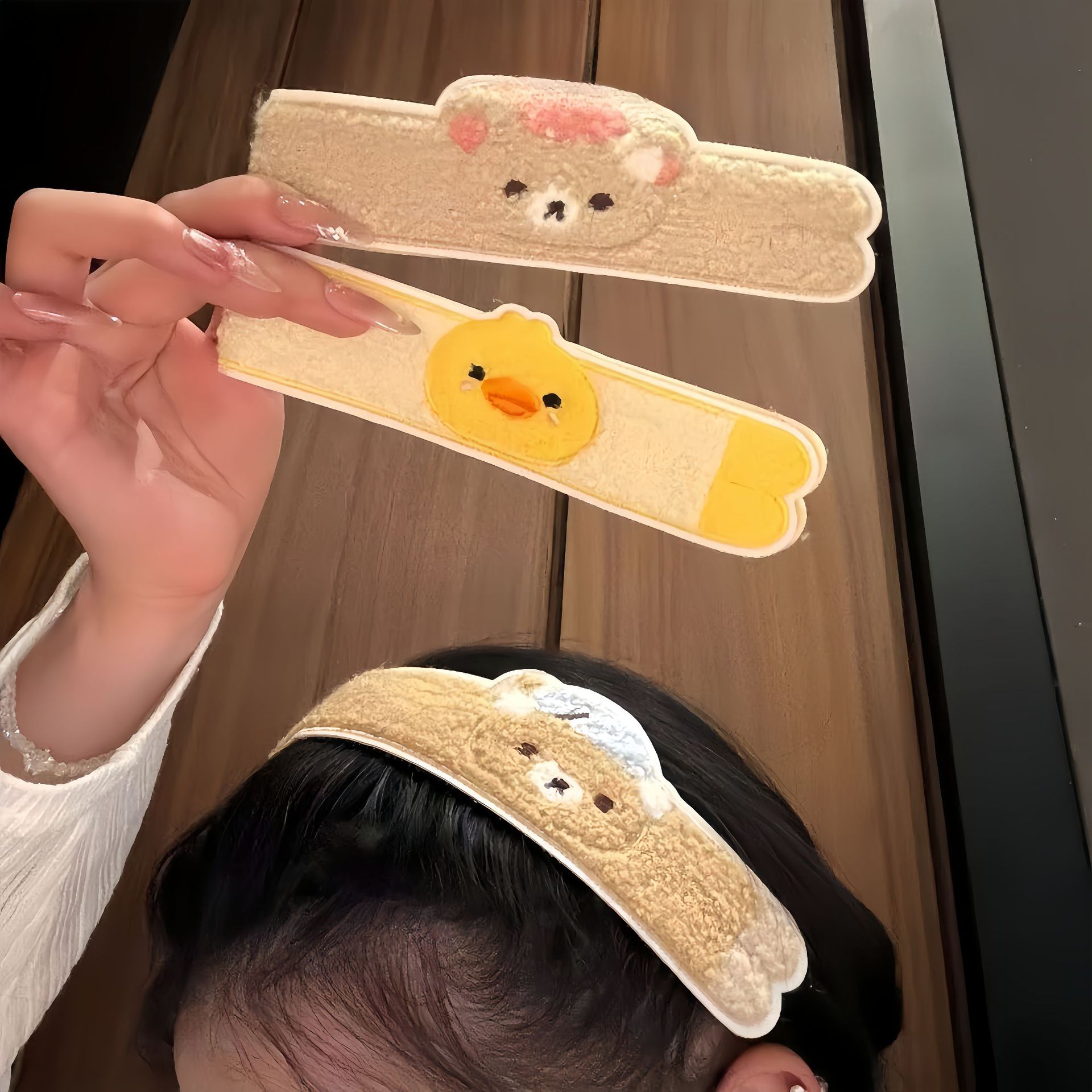 Cute long animal-shaped hair clips for bangs, face wash, and ponytail – a versatile hair accessory for sweet and adorable looks