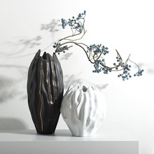 描金线条花瓶家居陶瓷插花花器现代客厅样板间餐厅软装摆件工艺品