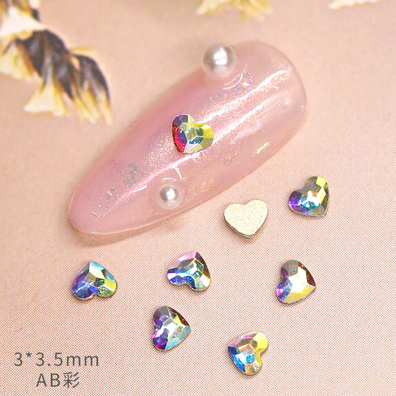 Nail jewelry Small love Flat Bottom Diamond Glass Diamond Flash diamond Heart nail decoration accessories Cute mini girly heart