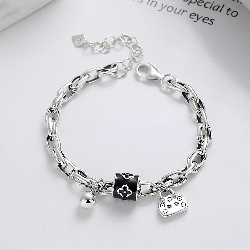 Yunchaoxuan S925 Sterling Silver Four-leaf Clover Bracelet for Women, Light Luxury Niche High-end Style, Bag Pendant, Fortune Bead Hand Accessory