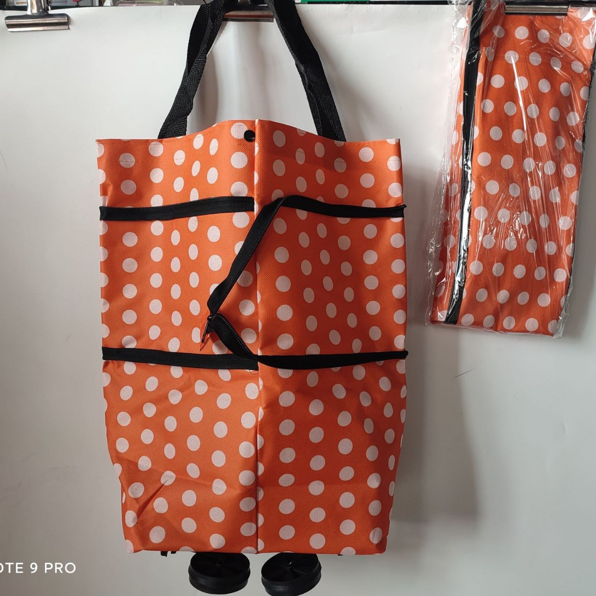 Venta al por mayor bolsa de compras plegable de poliéster carrito de compras portátil supermercado remolcador bolsa rueda bolsa supermercado bolsa