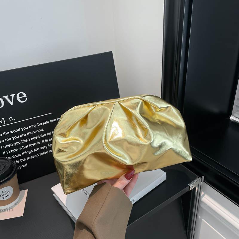 Pleated Trendy Versatile Solid Color High-End Cloud Bag for Women, Unique Casual Fashion Storage Niche Design Clutch Bag