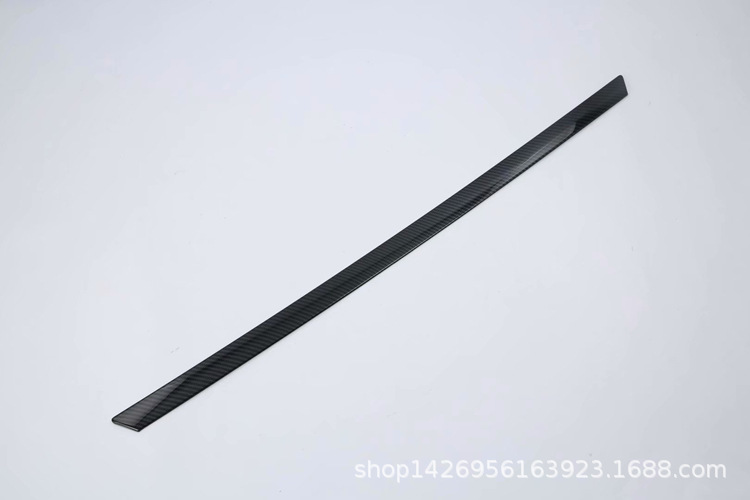 后饰条 碳纤4.jpg