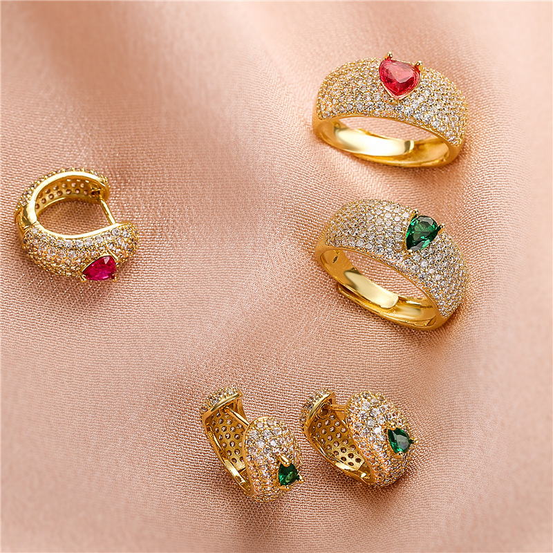 Sweet Heart Shape Copper Gold Plated Zircon Women's Rings Earrings display picture 1