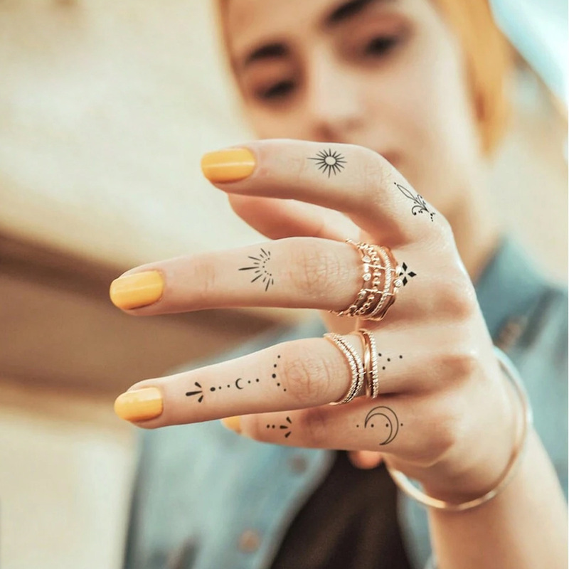New Cross-Border Herbal Line Tribal Totem Finger Tattoo Stickers Long-Lasting Waterproof Semi-Permanent Tattoo Stickers