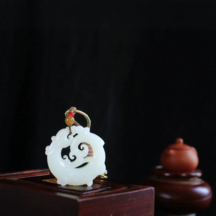 Jinyutang Xinjiang (Antique Dragon) High-Quality Hetian Jade White Jade Antique Dragon Guardian Pendant High Density