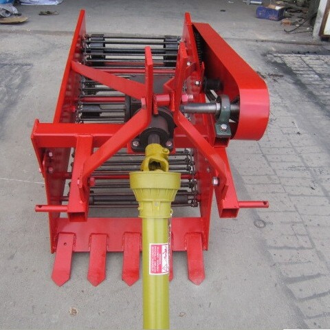 拖拉机悬挂土豆收获机   红日马铃薯收获机   收获机