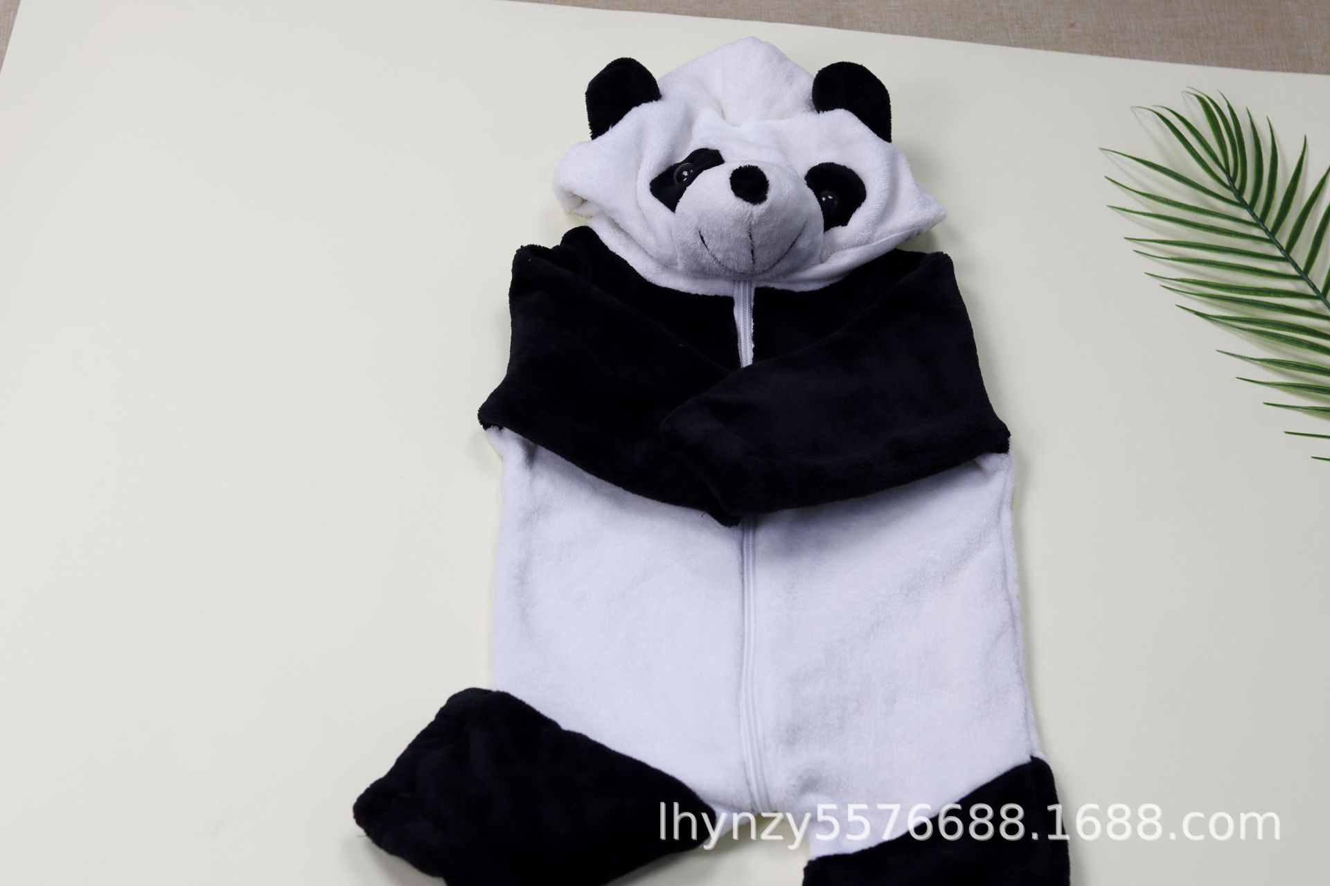 熊猫哈衣