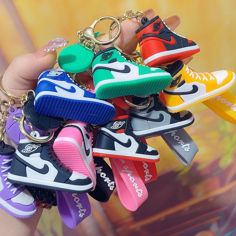 aj shoes sneakers model keychain three-dimensional Nike shoes pendant basketball ornaments small gift keychain wholesale