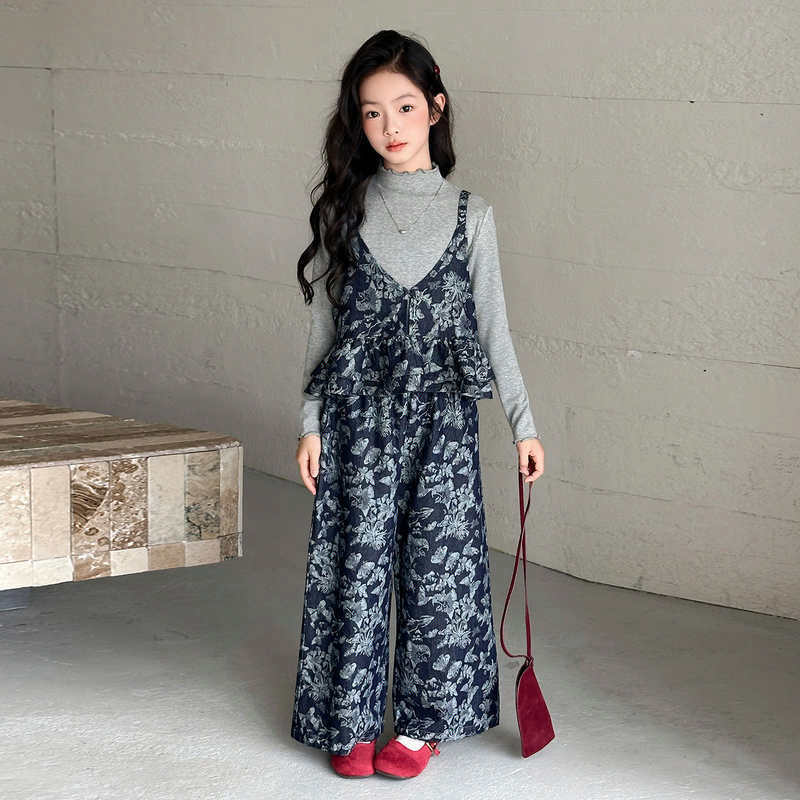 女童套装2025年秋季新款中大童木耳边打底衫碎花吊带阔腿裤三件套|undefined
