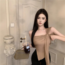 【跨境批发】不规则露肩吊带背心女夏季新款修身褶皱小众上衣外穿