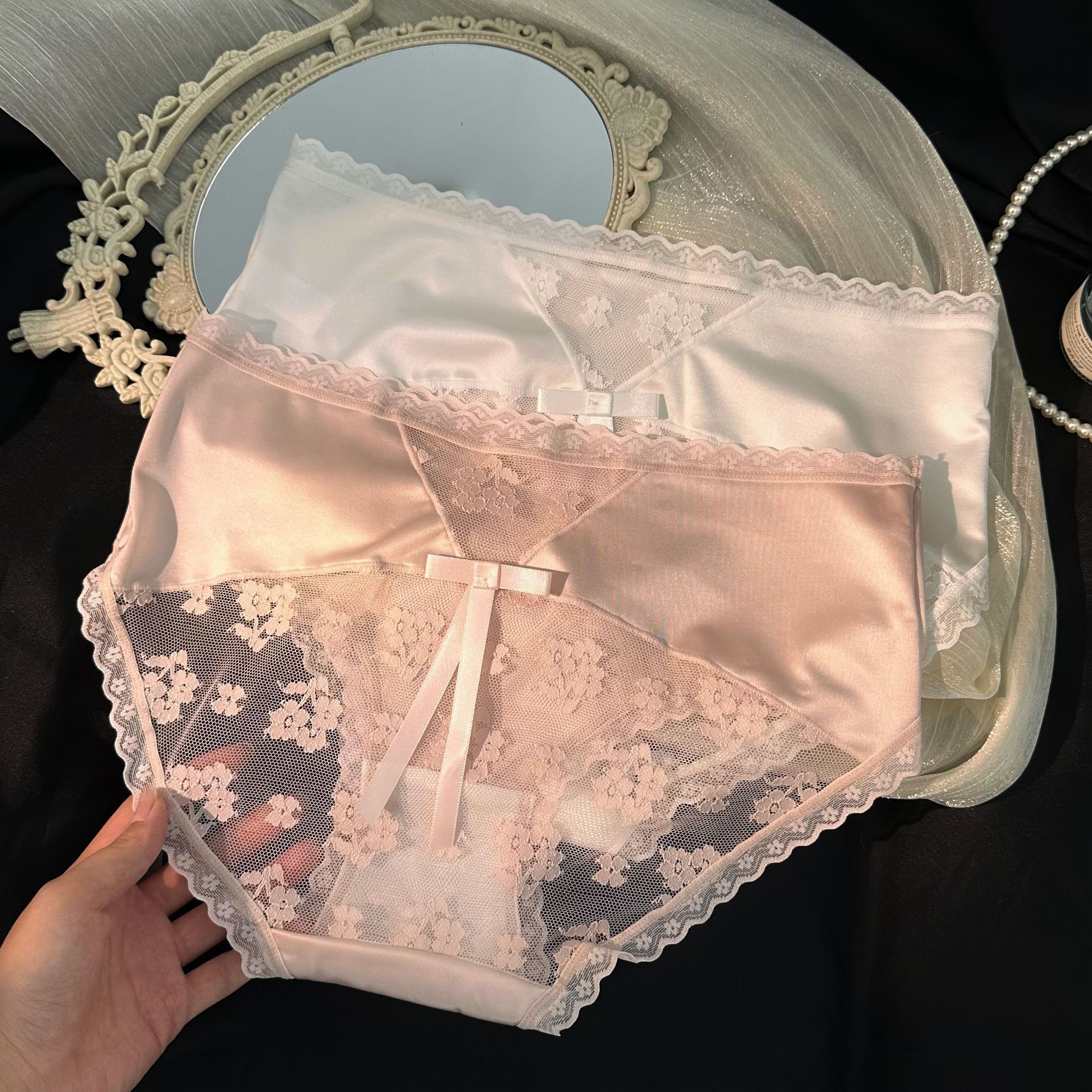 Jacquard French Mid-Waist Hip-Covering Sweet Underwear Lace Hollow Pure Lust Sexy Comfortable Breathable Women's Briefs