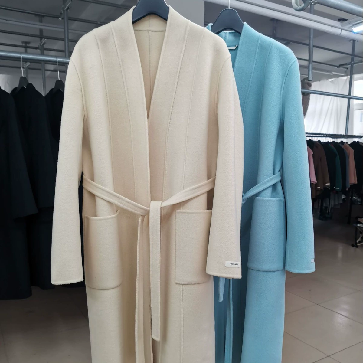 Женская одежда из Даляна, новая весенняя коллекция 2025 года: элегантное длинное двустороннее кашемировое пальто без воротника с завязками, шерстяное пальто.