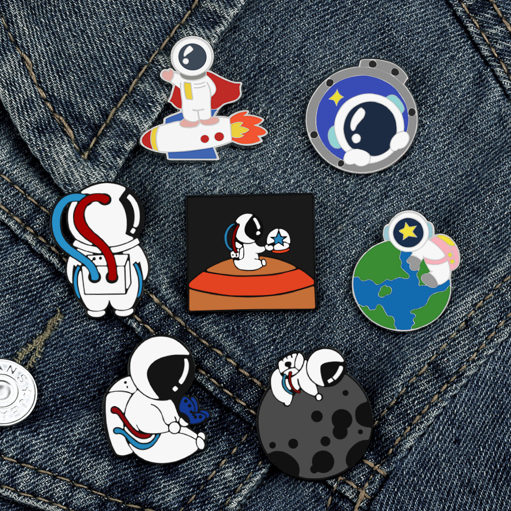 Creative space cartoon brooch
