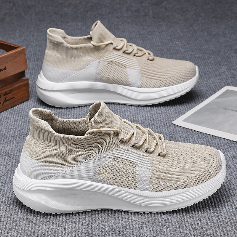 Zapatos de hombre 2025 verano gran tamaño pareja volando tejido transpirable zapatos deportivos casuales calcetines de moda coreana zapatos de moda con cordones