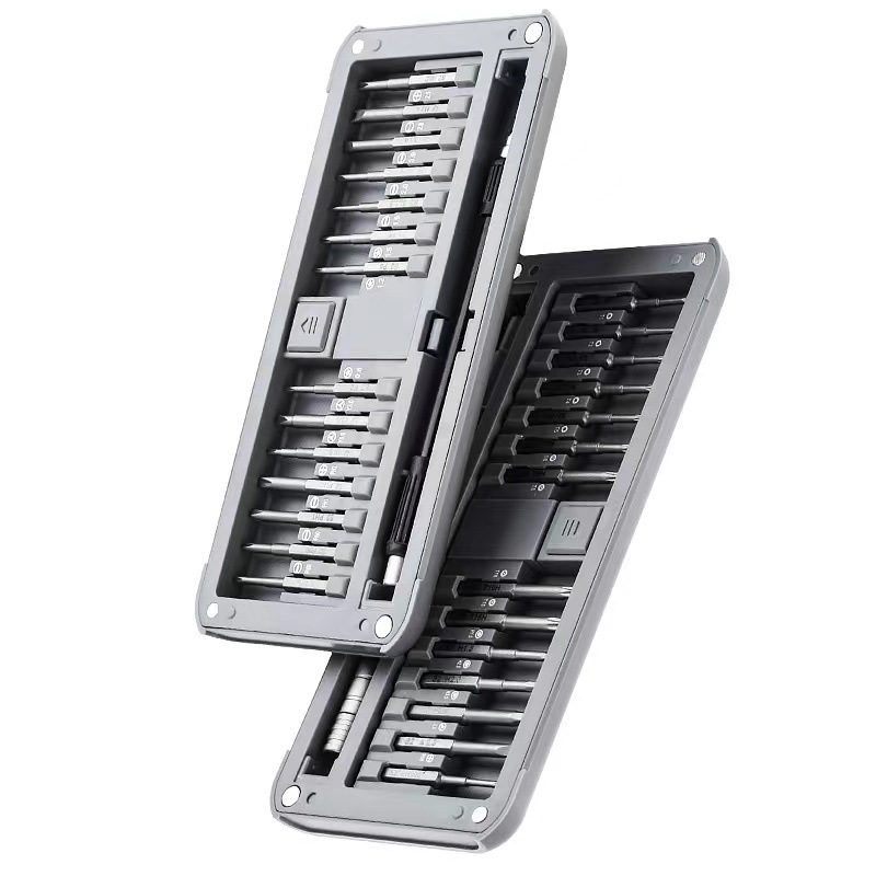 メーカーはクロスボーダーのドライバーセットの金属工具を供給しています。