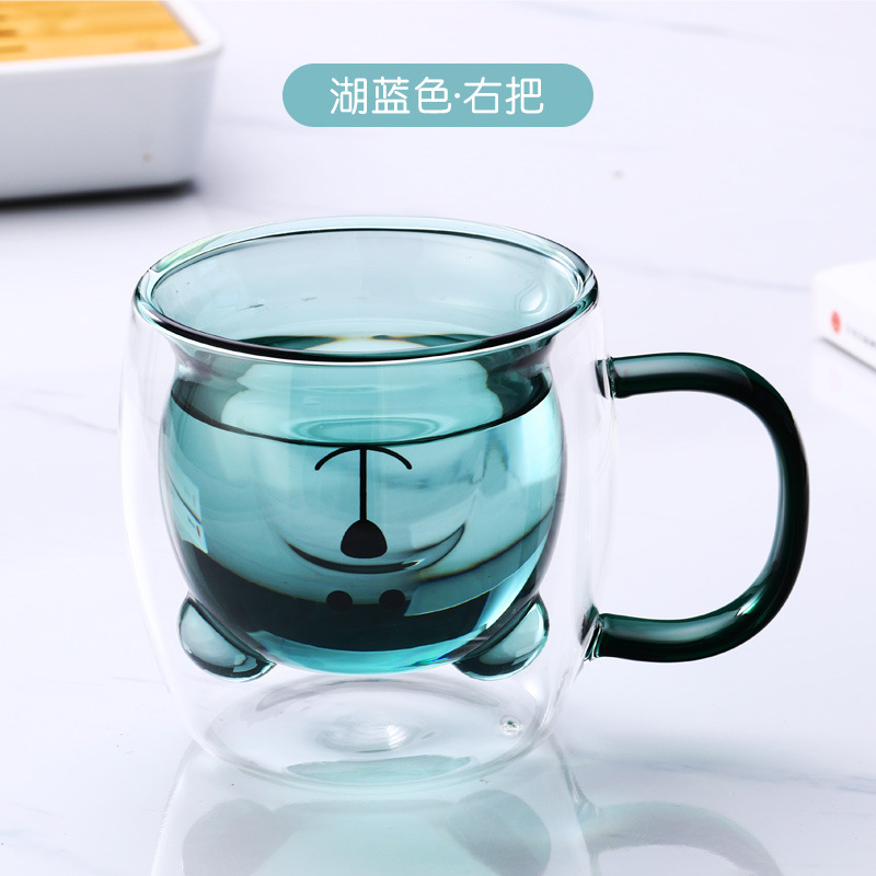 Lago oso verde con mango