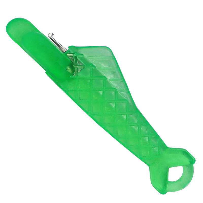 Pequeño tipo de pez plástico aguja perforadora aguja pieza de costura accesorios de costura DIY hilo perforador Gadget rápida