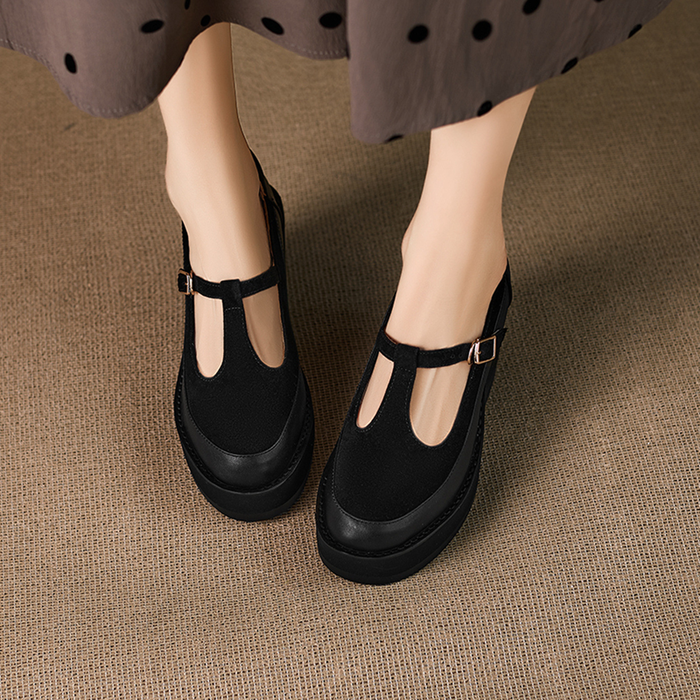 Giày Mary Jane nữ đế xuồng gót cao 9.5 cm khóa chữ T phối màu retro — nâu