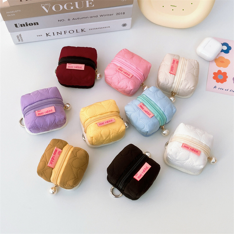 Amor lindo pequeña tienda tridimensional auricular caso de protección Bluetooth auricular bolsa colgante cambio bolsa pequeña bolsa de almacenamiento