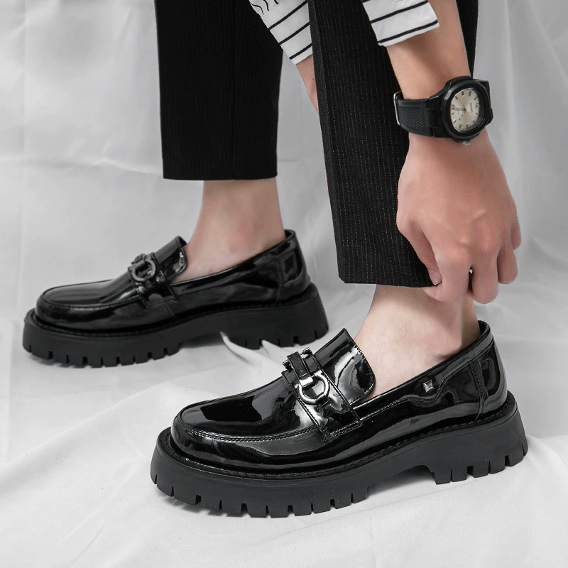 Мокасины без шнуровки, мужская обувь, весна-осень 2022, лоферы с цепочками, мужские кожаные туфли на толстой подошве без шнуровки на массивном каблуке в британском стиле