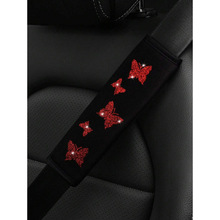 R 49617 Diamond Studded Seat Belt Cover ˮ�����갲ȫ��������