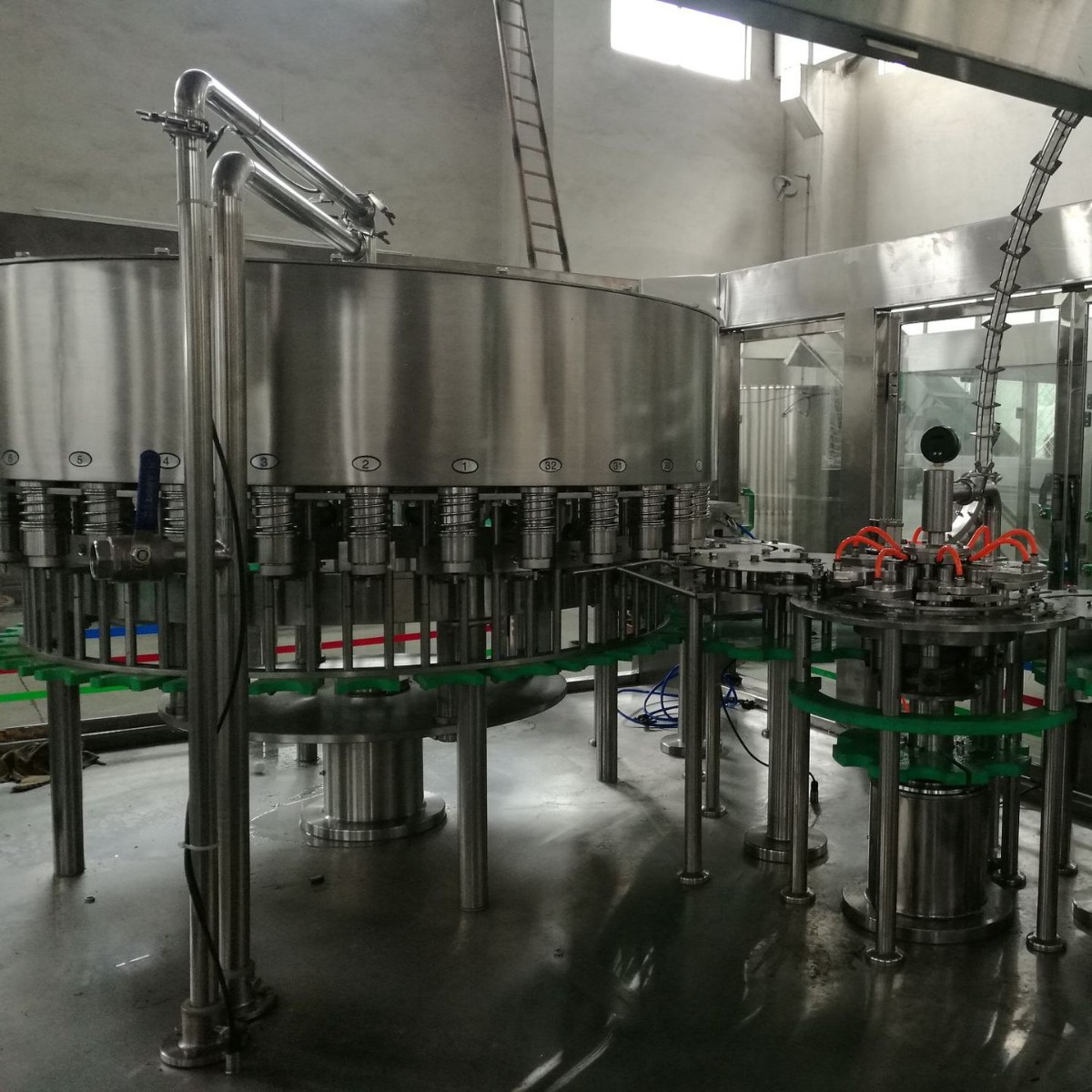 全自动真空吸盖二合一米醋灌装机 二合一米醋灌装机