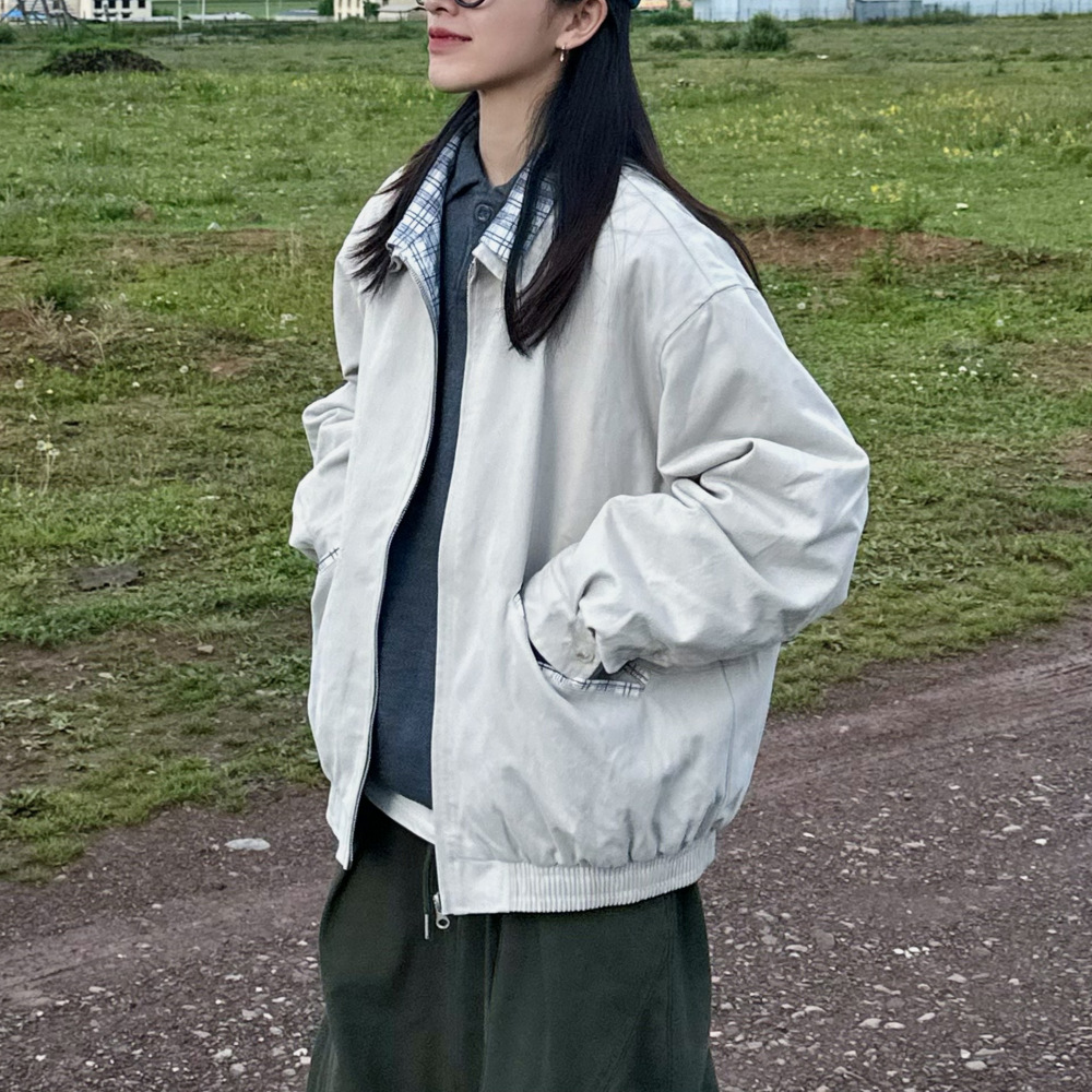 American retro style faux two-piece double-layer lapel jacket, new spring and autumn design, unique style, loose fit, versatile outerwear.