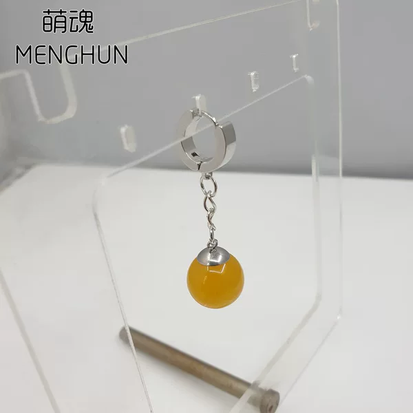 Long yellow earrings A single