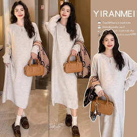 新品现货~秋冬新款韩版时尚气质显瘦简约坑条减龄加厚保暖连衣裙