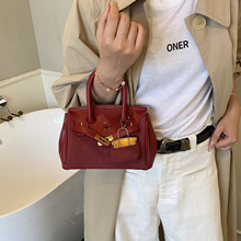 �߼��|�Џ͹�С����2025�¿�Ů���ﶬ������б���ͨ�������K���