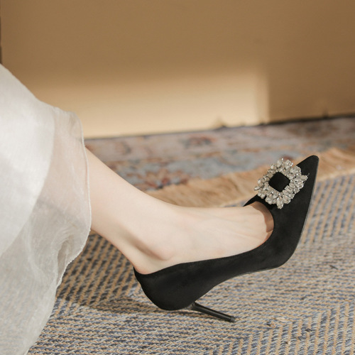 French High Heels Women  Spring and Autumn New Fashion Matchable Pointed Toe Thin Heel Coming of Age Diamond Black Sole Shoes
