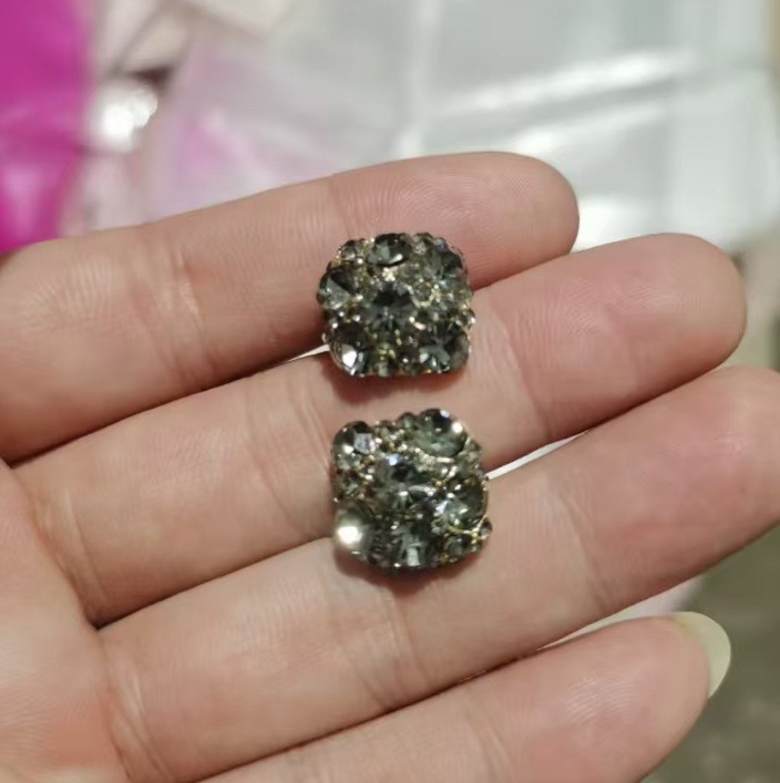 Light Luxury Niche Super Shiny Square Full Diamond Earrings Geometric Tea-Colored Square Earrings Korean Fashion Versatile Elegant Earrings