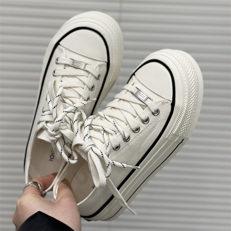 IG Lai Xi Ni bizcocho plataforma plataforma zapatos blancos mujer 2025 nueva moda versátil transpirable realce deportes zapatos casuales