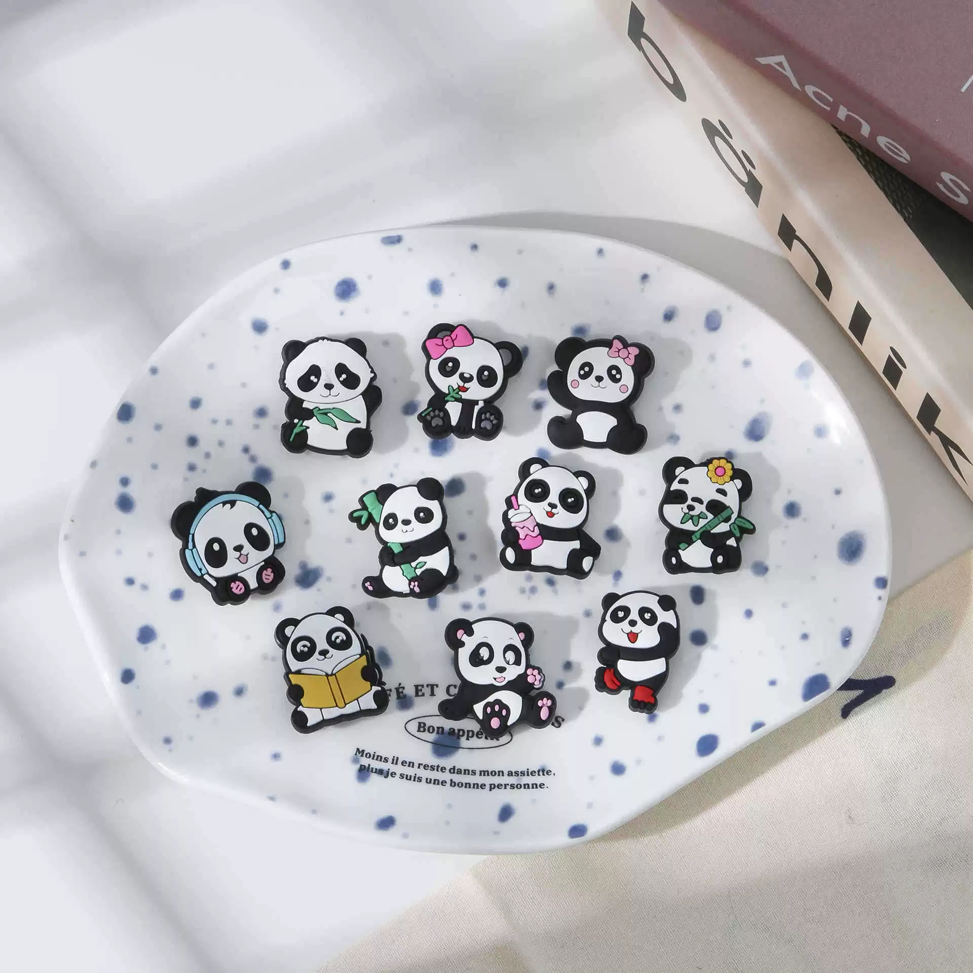 Мультяшные туфли пряжки пара милые новые пещерные аксессуары для обуви весело креативная сеть красная трансграничная съемная обувь цветок премиум-класса