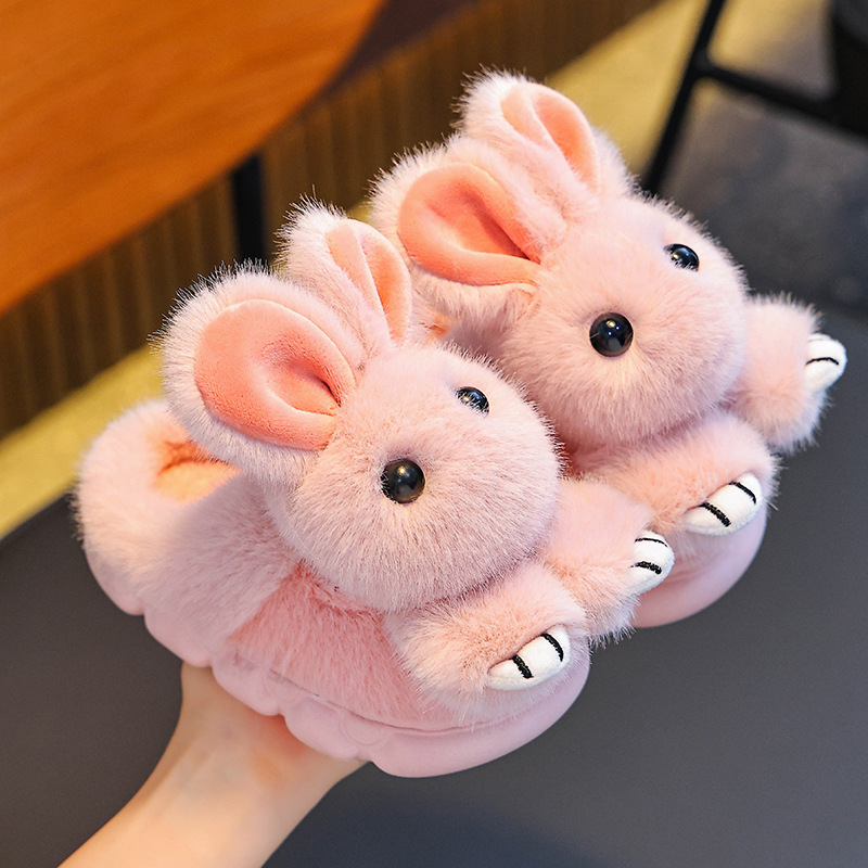 2025 nuevos zapatos de tacones de invierno para niños y niñas con conejos cálidos de pelusa para niños pequeños y medianos trapos de algodón para bebés